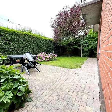 Villa In Near The Seawall Wenduine